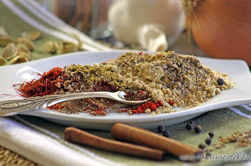 Ras el Hanout keverék